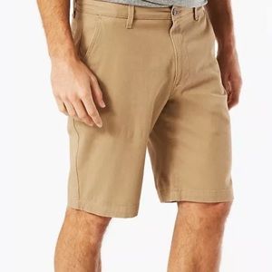 Mens Size 34 Dockers Khaki “Sand Dune” Shorts